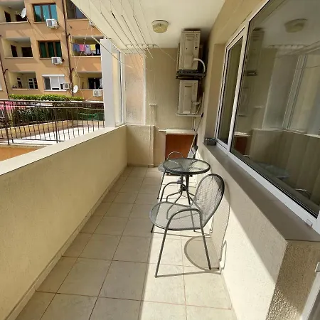 George Апартамент